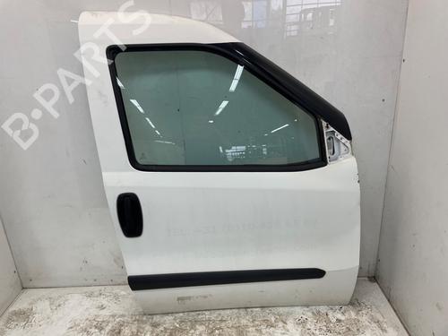 Used Right front door FIAT DOBLO Cargo (263_) 1.6 D Multijet (263WXD1B, 263WXR1B, 263WXX1B, 263ZXD1B,... (105 hp) 30186334