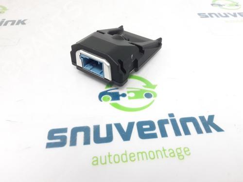 Camera DS DS 3 / DS 3 CROSSBACK (UR_, UC_, UJ_) 1.2 PureTech 130 (URHNSS) | BP29827830E14 
