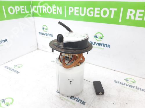 Used Fuel pump Fuel pump 21194658 21194658