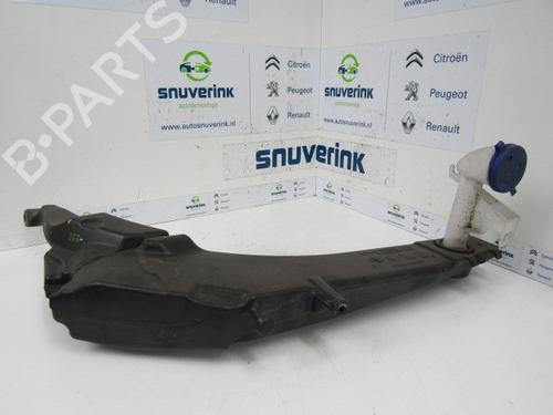 Used Windscreen washer tank PEUGEOT 308 SW II (LC_, LJ_, LR_, LX_, L4_) 1.6 BlueHDi 120 (120 hp) 10793679
