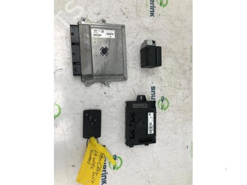 Used Engine control unit (ECU) Engine control unit (ECU) RENAULT CLIO IV (BH_) 0.9 TCe 90 (BHNF, BHMA, BHMH, BHJK, BHJR) (90 hp) 40578411 40578411