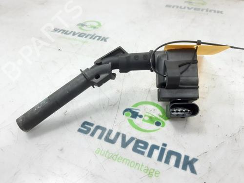 Used Ignition coil RENAULT CAPTUR II (HF_) TCe 130 (HFMF) (131 hp) 19102811