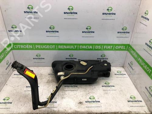fuel-tank-citroen-c4-cactus-2014-40577923 main image