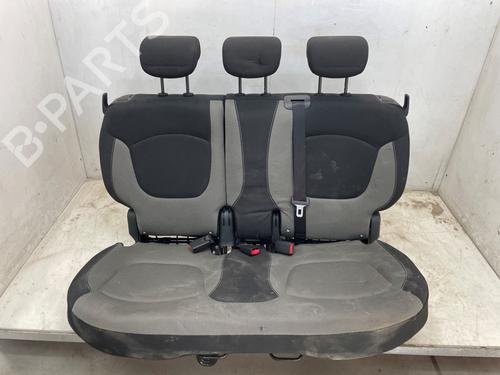 rear-seat-renault-captur-i-j5_-h5_-2013-34423420 main image