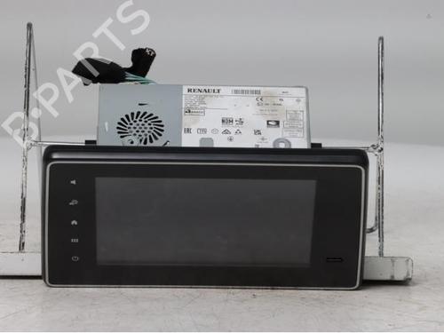 Used Radio Radio RENAULT TRAFIC III Van (FG_) 2.0 dCi 170 (FGMM, FGMV) (170 hp) 38347584 38347584