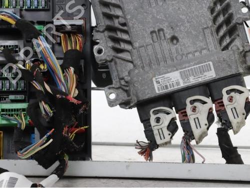 engine-control-unit-ecu-citroen-c4-picasso-ii-2013-34566527 main image