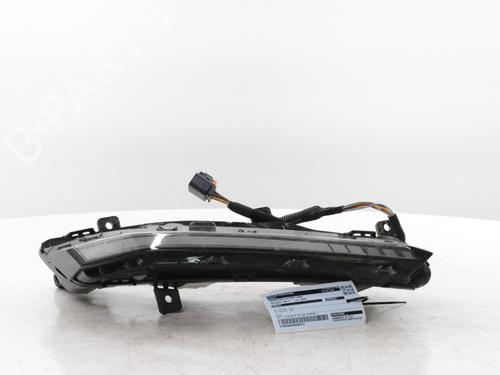 Used Left daytime light Left daytime light PEUGEOT 308 III (FB_, FH_, FP_, F3_, FM_) PureTech 130 (FPHNSL, FPHNST) (131 hp) 33697169 33697169