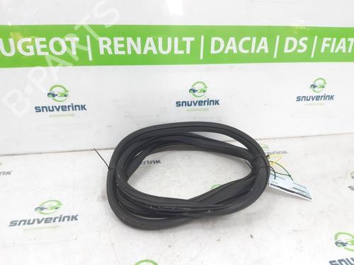 Used Rubber door seal PEUGEOT 108 1.0 VTi 72 (72 hp) 25205131