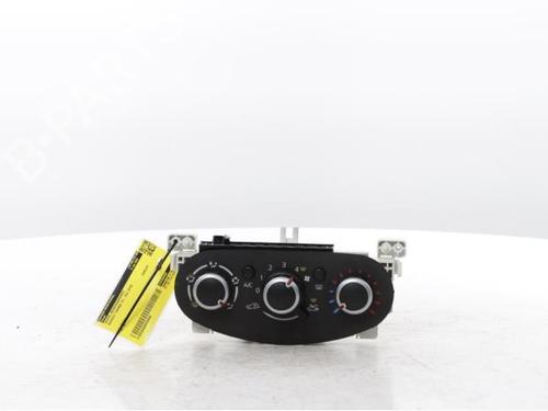 climate-control-renault-twingo-iii-bcm_-bca_-2014-30758700 main image
