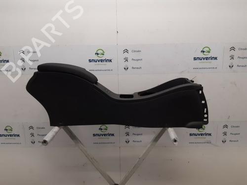 Used Middle console RENAULT MEGANE III Hatchback (BZ0/1_, B3_) 1.5 dCi (BZ0C) (90 hp) 24163847