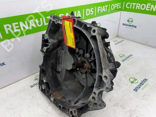 other-ds-ds-3-ds-3-crossback-ur_-uc_-uj_-12-puretech-100-urhnkk-urhnek-9682054510-1623154680-2018-19103127 main image