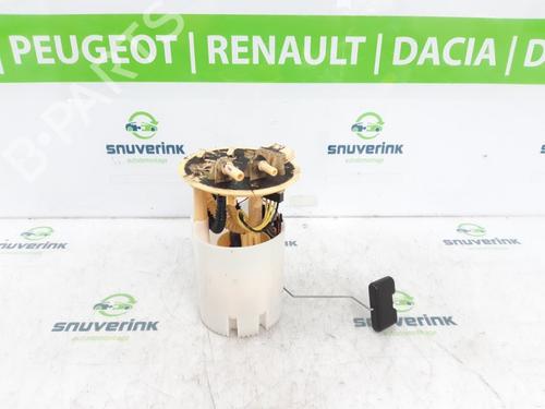 Used Fuel pump RENAULT MEGANE IV Grandtour (K9A/M/N_) 1.5 dCi 110 (110 hp) 24165255