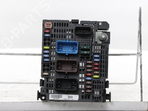 Used Fuse box Fuse box PEUGEOT 5008 II (MC_, MJ_, MR_, M4_) 1.2 THP (MRHNYH, MRHNYW, MRHNSJ, MRHNSU, MRHNSM) (131 hp) 34565997 34565997