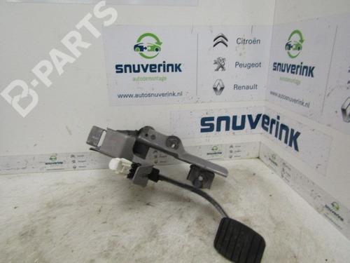 Used Pedal Pedal RENAULT CAPTUR I (J5_, H5_) 0.9 TCe 90 (90 hp) 10787772 10787772