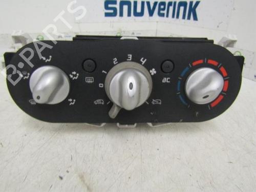 Climate control RENAULT TWINGO II (CN0_) 1.2 (CN0D) | BP40594605I5 - Image 2