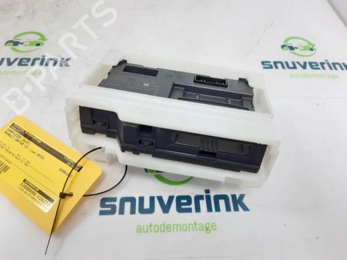 card-reader-renault-captur-i-j5_-h5_-2013-40573530 main image