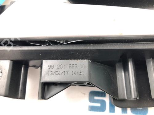 Front left exterior door handle PEUGEOT 3008 II SUV (MC_, MR_, MJ_, M4_) 1.2 THP/ PureTech 130 (MRHNSM, MRHNSU, MRHNSJ, MRHNYW,... | BP18707839C128