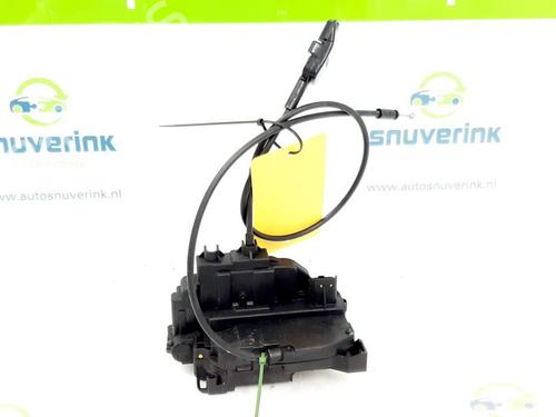 Used Rear right lock RENAULT CLIO III Grandtour (KR0/1_) 1.6 16V (KR0B) (112 hp) 10805409