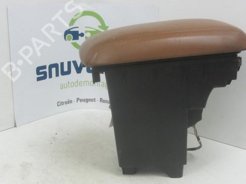 Used Armrest / Center console PEUGEOT 607 (9D, 9U) 3.0 V6 24V (207 hp) 24161927