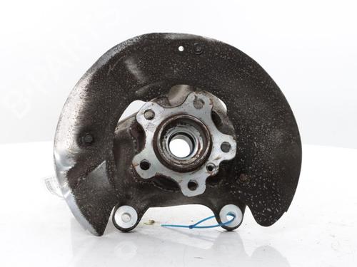 Used Left front steering knuckle Left front steering knuckle BMW 2 Active Tourer (U06) 218i (136 hp) 39954881 39954881