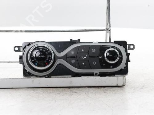 climate-control-renault-captur-i-j5_-h5_-2013-37461804 main image