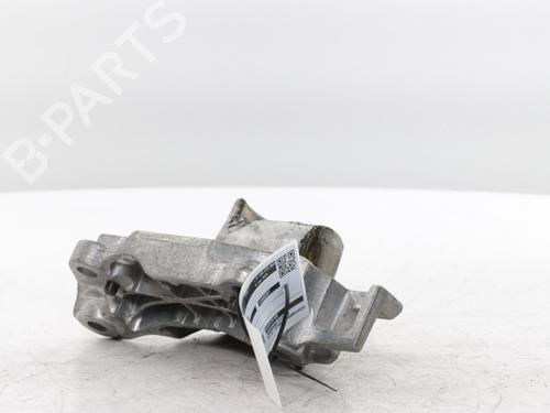 Used Engine mount Engine mount PEUGEOT 3008 III (KA_, KB_, KC_) Plug-in Hybrid 195 (KBDGK3) (194 hp) 34563180 34563180