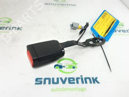 Used Seat buckle PEUGEOT 208 I (CA_, CC_) 1.0 VTi (68 hp) 13194861