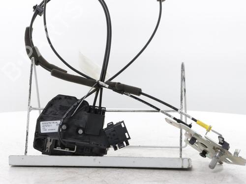 rear-right-lock-renault-trafic-iii-van-fg_-2014-34423268 main image
