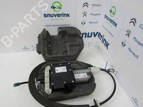 Electric handbrake PEUGEOT 508 I (8D_) 2.0 HDi Hybrid4 AWC 9801605680 | 0204790054 | A2C37903500 | 1607489080 | 9801642380