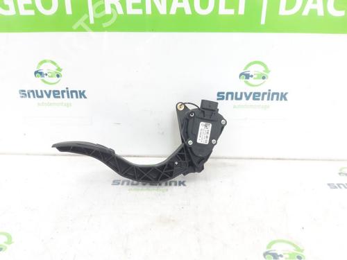 Used Pedal RENAULT CAPTUR II (HF_) TCe 100 (HFMT) (101 hp) 24160164