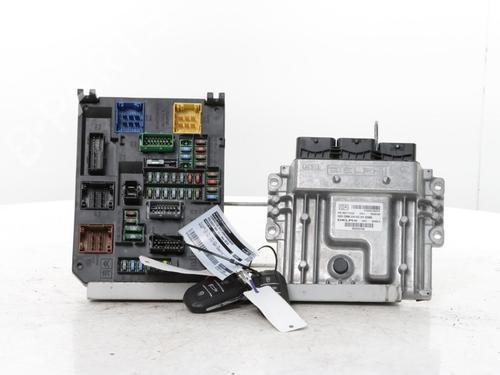 Used Engine control unit (ECU) Engine control unit (ECU) PEUGEOT 508 I (8D_) 2.0 HDi Hybrid4 AWC (200 hp) 34566917 34566917