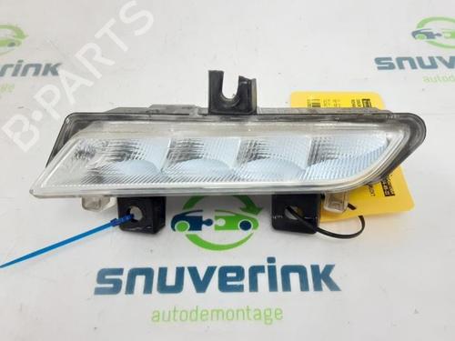 left-daytime-light-renault-clio-iv-bh_-2012-2013-2014-2015-2016-2017-2018-2019-2020-2021-40573072 main image