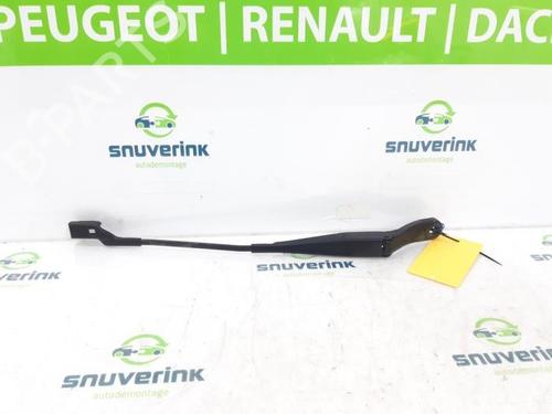 front-windshield-wiper-arm-renault-wind-e4m_-2010-40571587 main image