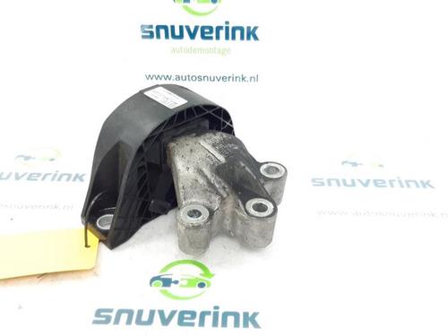 engine-mount-renault-zoe-hatchback-van-bfm_-2019-40571216 main image