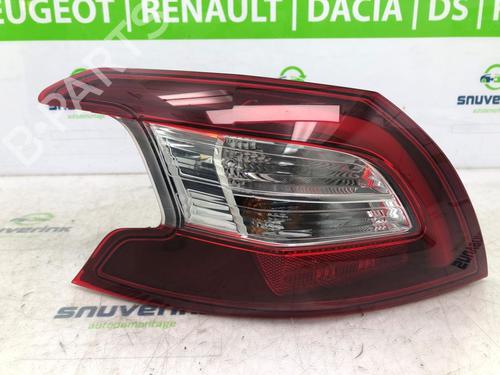 Feu arrière gauche PEUGEOT 308 II (LB_, LP_, LW_, LH_, L3_) 1.2 THP 110 (110 hp) 17223511