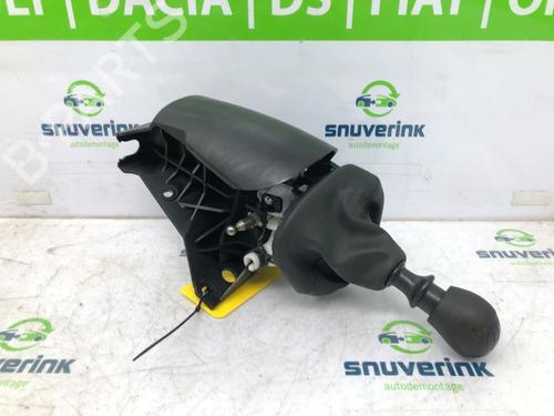 Gear lever RENAULT TRAFIC III Van (FG_) 1.6 dCi 115 (FGMD) | BP21193307M90 