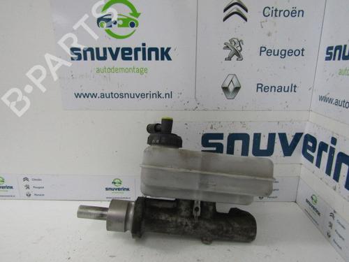 Used Brake master cylinder RENAULT TRUCKS MASCOTT Platform/Chassis 150.35 (150 hp) 19147721