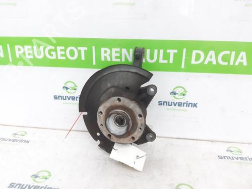 Used Right front steering knuckle RENAULT CAPTUR II (HF_) TCe 90 (HFM6) (91 hp) 26238338