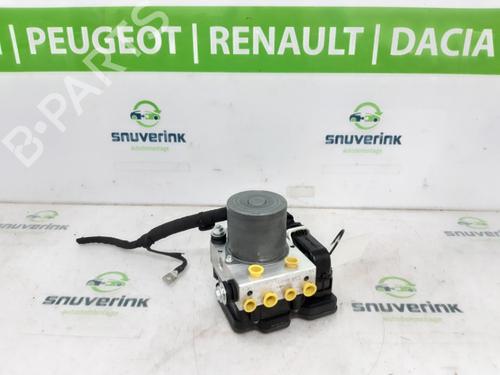 Used ABS pump RENAULT CAPTUR II (HF_) TCe 100 (HFMT) (101 hp) 24160198