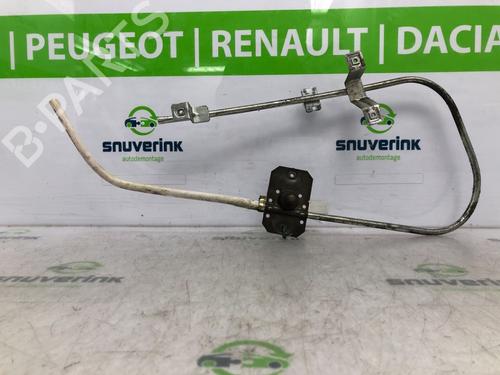 Used Rear right window mechanism Rear right window mechanism PEUGEOT 205 I Convertible (741B, 20D) 1.9 CTI (102 hp) 23122822 23122822