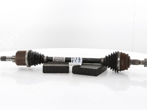 Used Left front driveshaft Left front driveshaft PEUGEOT 2008 II (UD_, US_, UY_, UJ_, UR_, UC_) 1.2 PureTech 100 (USHNK) (101 hp) 40527500 40527500