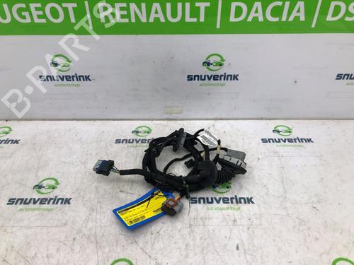 Used Wiring harness Wiring harness PEUGEOT 3008 II SUV (MC_, MR_, MJ_, M4_) 1.2 THP/ PureTech 130 (MRHNSM, MRHNSU, MRHNSJ, MRHNYW,... (131 hp) 18028492 18028492