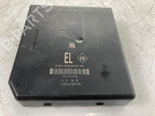 fuse-box-renault-kadjar-ha_-hl_-2015-33846061 main image