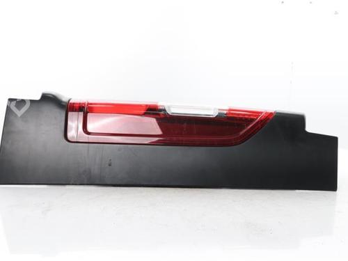 Used Right taillight Right taillight RENAULT TRAFIC III Van (FG_) 2.0 dCi 170 (FGMM, FGMV) (170 hp) 38618160 38618160