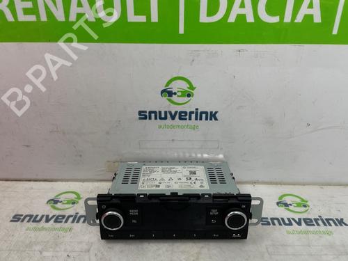 Used Radio RENAULT TRAFIC III Van (FG_) 2.0 dCi 130 (FGMY) (131 hp) 25526904