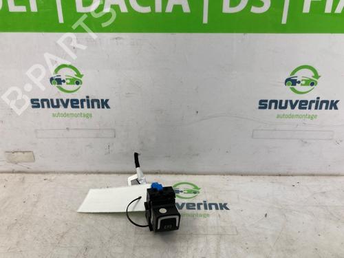 Used Switch OPEL GRANDLAND / GRANDLAND X (A18, P1UO) 1.2 (75) (131 hp) 26279785