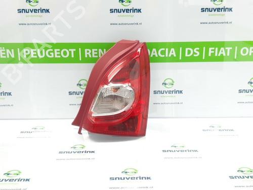 Used Right taillight Right taillight 10800884 10800884