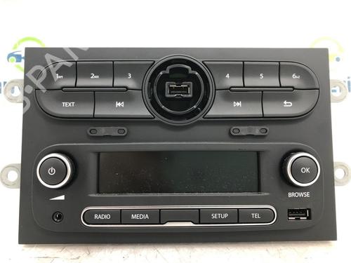 Radio RENAULT TWINGO III (BCM_, BCA_) 1.0 SCe 70 | BP24841193E6