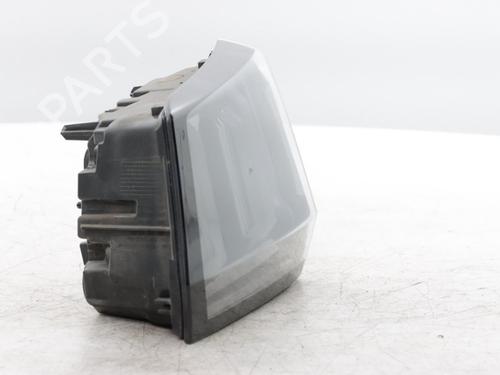 Right taillight PEUGEOT 5008 II (MC_, MJ_, MR_, M4_) 1.5 BlueHDi 130 (MCYHZJ, MCYHZR, MCYHZX) | BP38347360C35 - Image 9