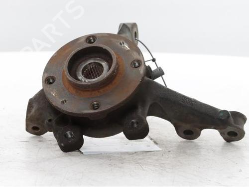 Used Right front steering knuckle Right front steering knuckle PEUGEOT 208 II (UB_, UP_, UW_, UJ_) 1.2 PureTech 130 (131 hp) 37072282 37072282